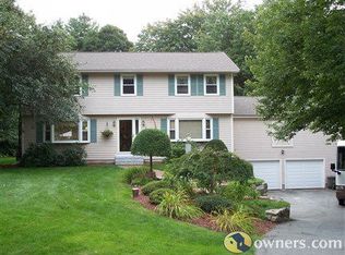 8 Beaver Path, Hudson, NH 03051