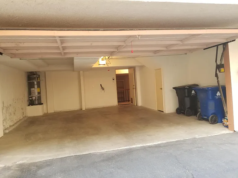 10444 Canoga Ave #33 — Photo 18