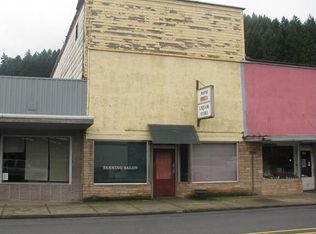 311 N First St, Drain, OR 97435