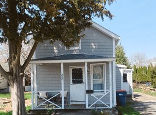 48 Farmfield St, Fairhaven, MA 02719