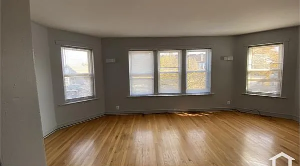2 bed, 1000 sqft, $1,400 — Photo 1