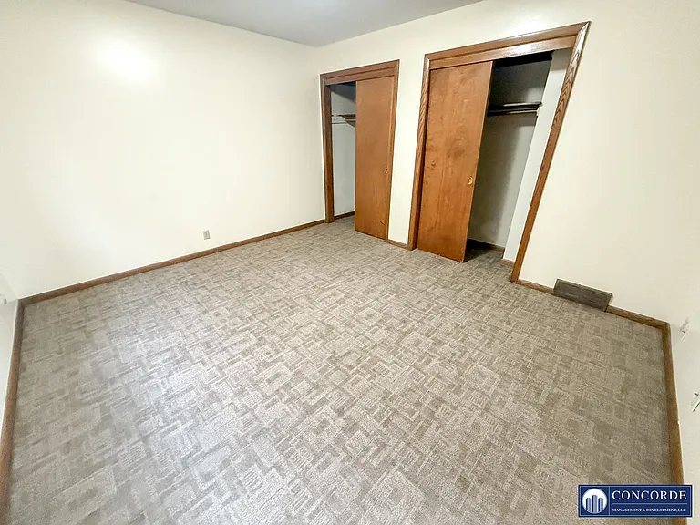 1326 D St — Photo 9