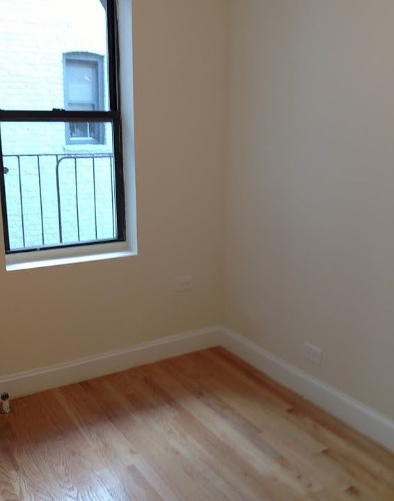 2nd image of 1947 Ocean Ave APT E3