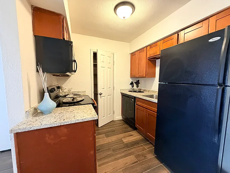 4434 N 7th Ave #115 — Photo 6