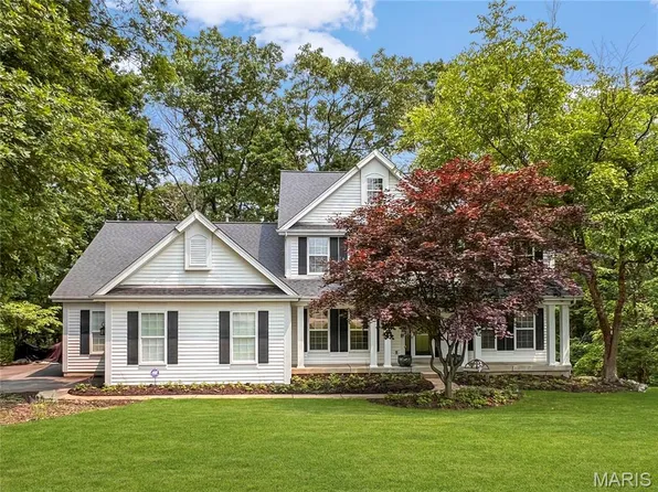 997 Sheffield Forest Ct, Ballwin, MO 63021