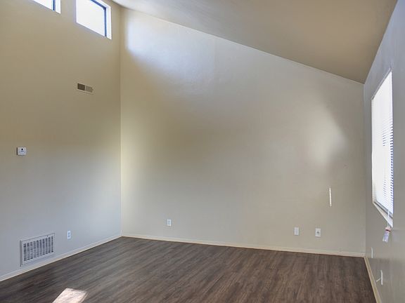 5th image of 204 W Hillside Ave APT C