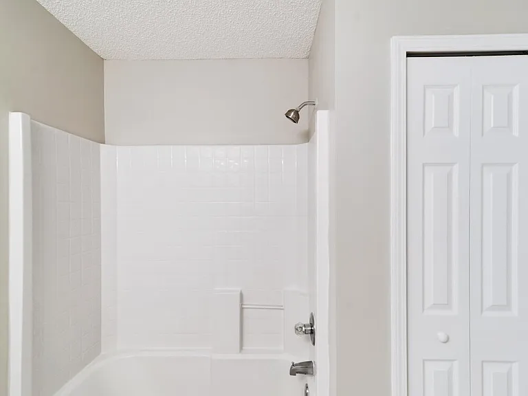 1953 Longneedle Ln — Photo 14