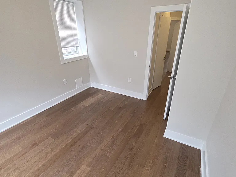 92 Tonnelle Ave #7 — Photo 7