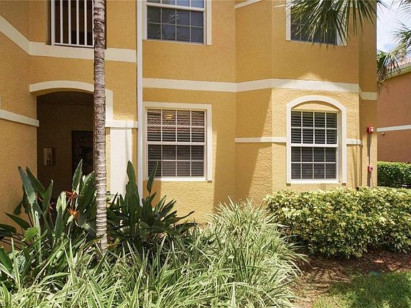 2nd image of 1070 Winding Pines Cir Unit 106