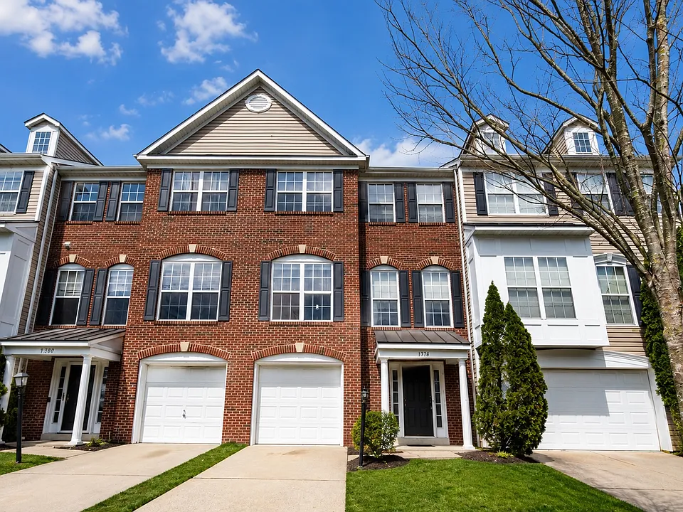 1134 Ring Bill Loop