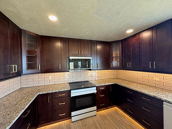 4th image of 37468 Ponderilla Dr