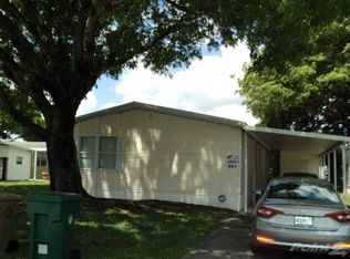 945 SW 132nd Ter, Davie, FL 33325