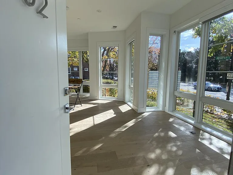 5301 Connecticut Ave NW #202 — Photo 14
