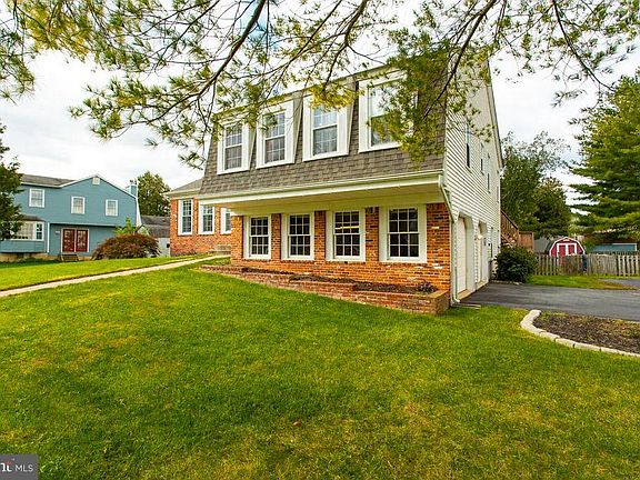 Side-load garage with long driveway