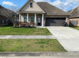 37196 Sills Dr, Prairieville, LA 70769