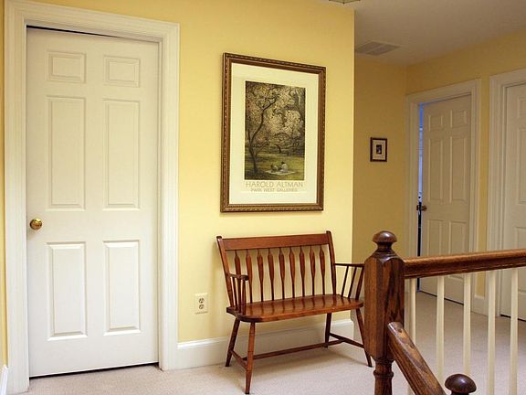 upstairs landing (now gray paint)