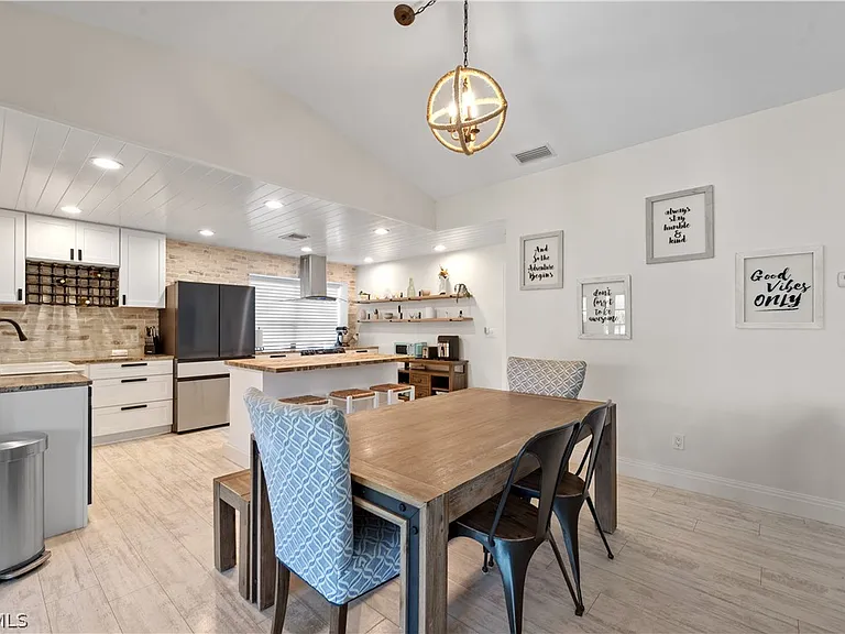 9802 Wildginger Dr — Photo 3