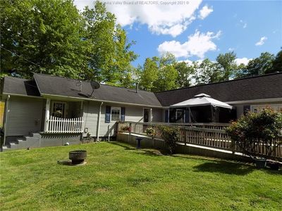 556 Buck St, Madison, WV, 25130
