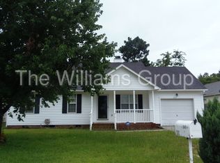 3645 Lubbock Dr, Hope Mills, NC 28348