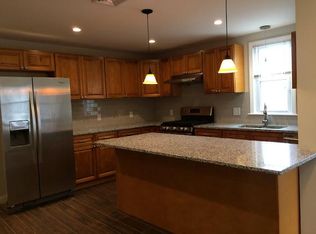 80 Taylor St, Waltham, MA 02453