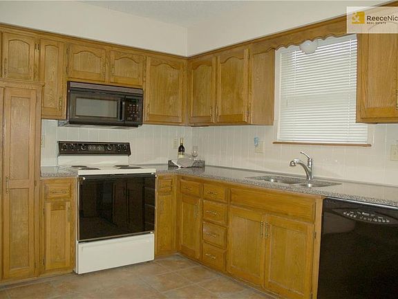 5th image of 16508 E 53rd Street Ct S