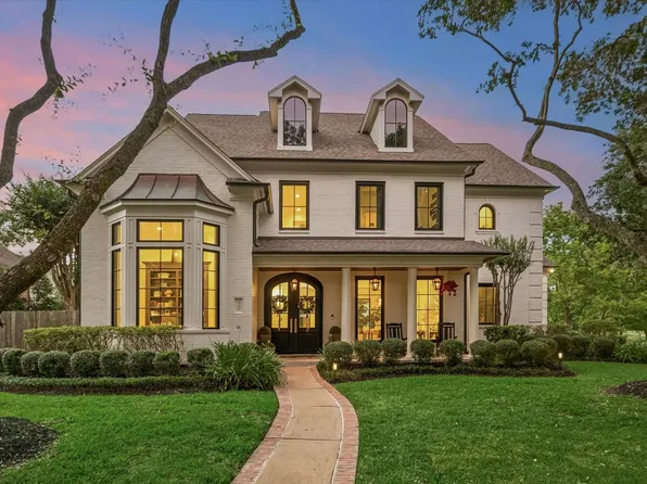 3202 Oakmont Dr, Sugar Land, TX 77479