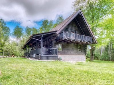 N5415 Carney Lake Rd, Iron Mountain, MI, 49801
