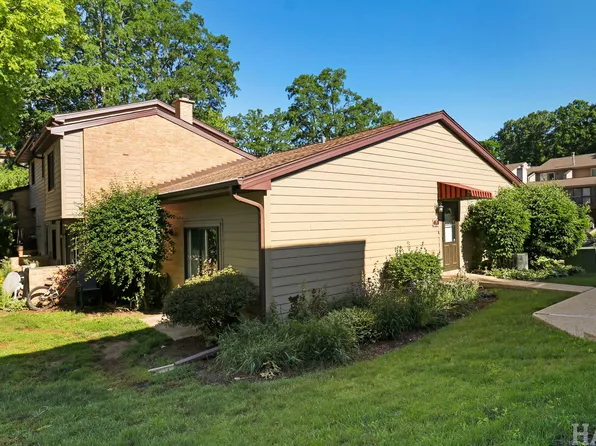 71 Mariner Ln #71, Fox Lake, IL 60020