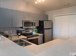 6736 Willowbrook Dr APT 8, Fayetteville, NC 28314