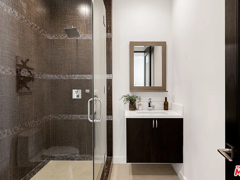 3116 Elvido Dr — Photo 27