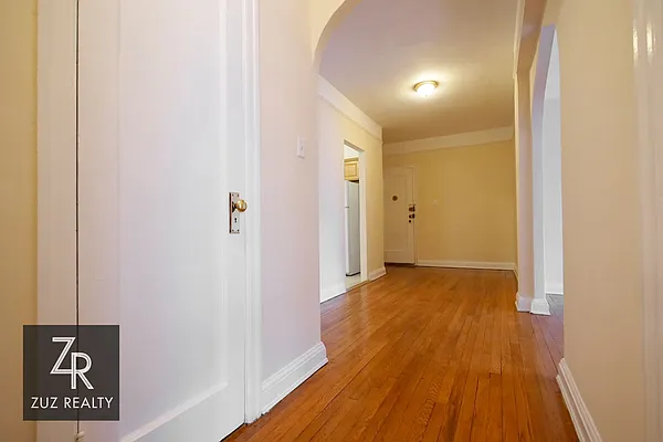 Rented by Zuz Realty | media 24