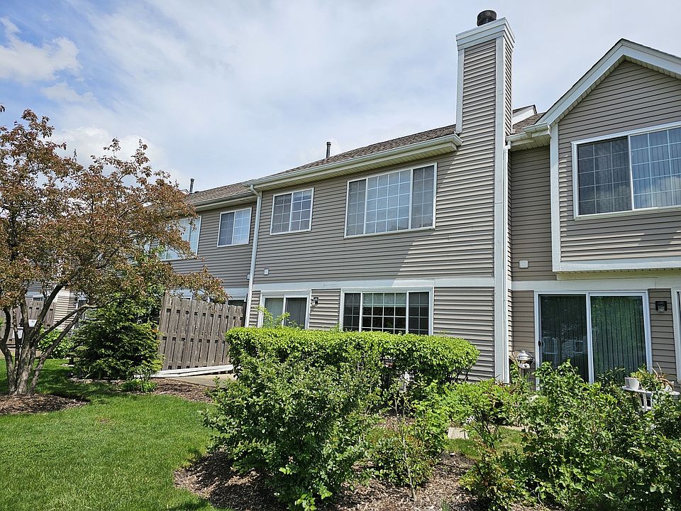 1st image of 8950 W Heathwood Cir