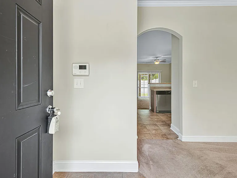 412 Glenhaven Ln — Photo 12