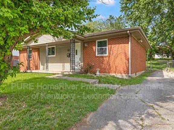 3rd image of 1187 Venetian Way