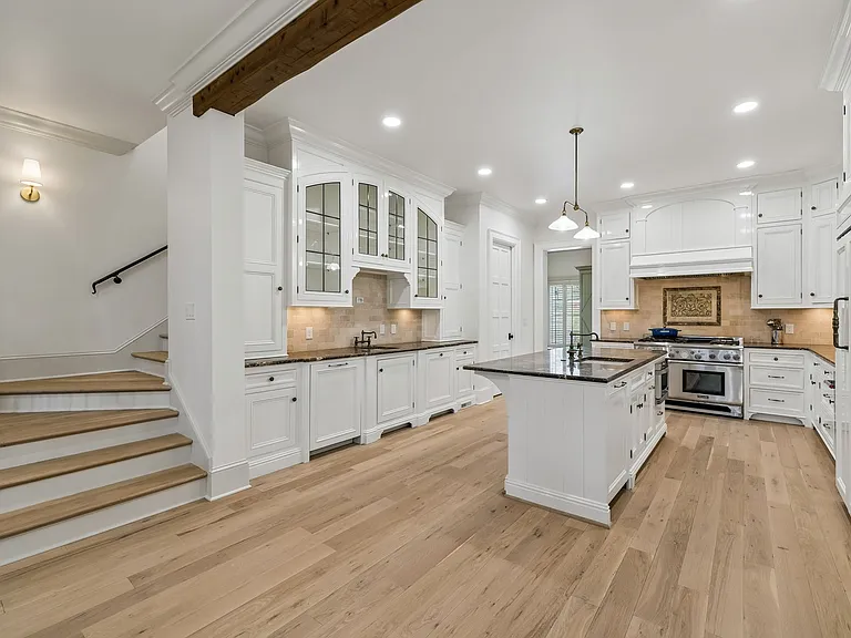 4533 Alcott Dr — Photo 19