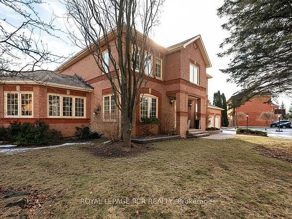 2nd image of 65 Hawthorne Rd