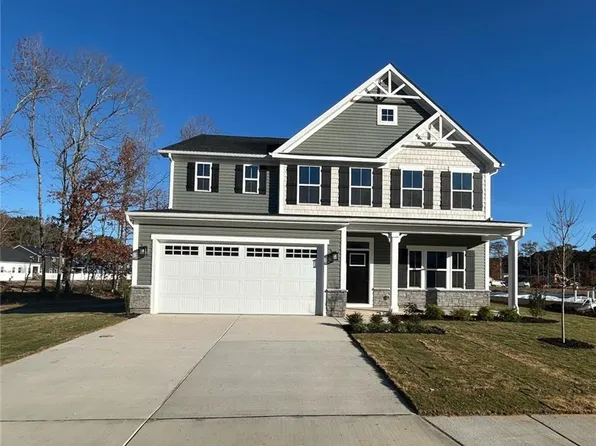 302 Watermans Way, Poquoson, VA 23662