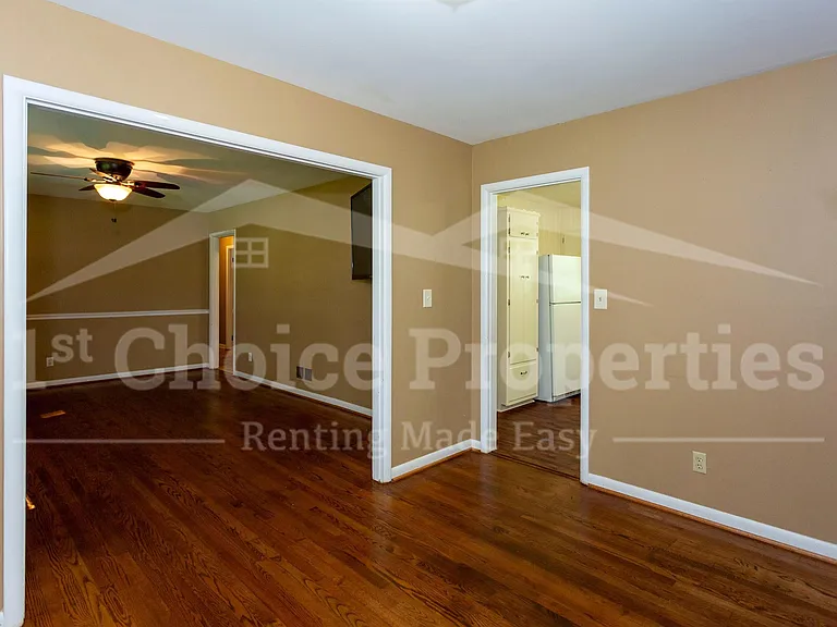 2050 Pinehurst Dr — Photo 7