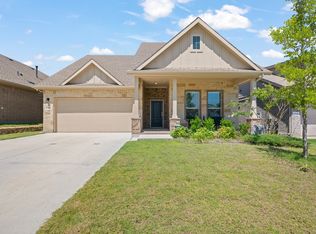 5709 Round Hill Rd, Denton, TX 76210