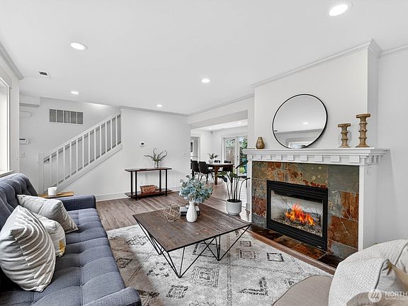 5th image of 22207 48th Avenue W
