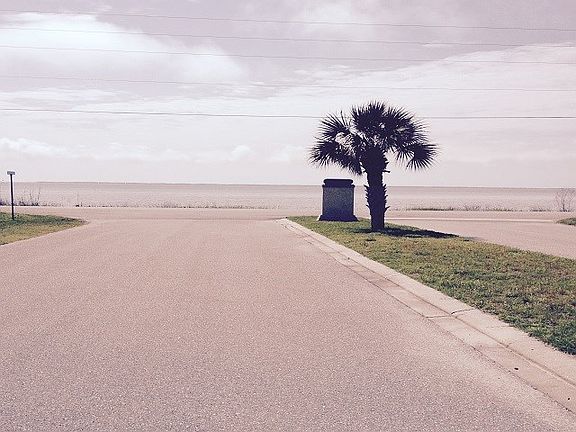 4th image of 246 Boncycle Land Dr