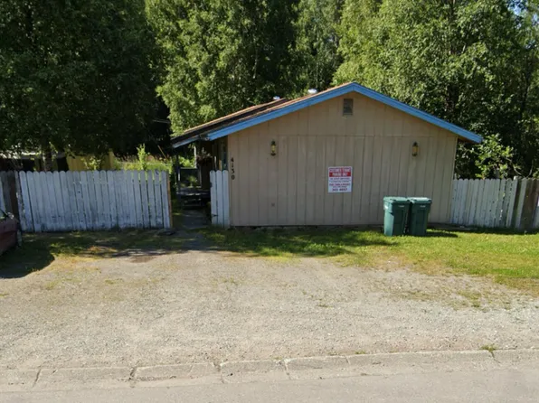4130 Grape Pl, Anchorage, AK 99508