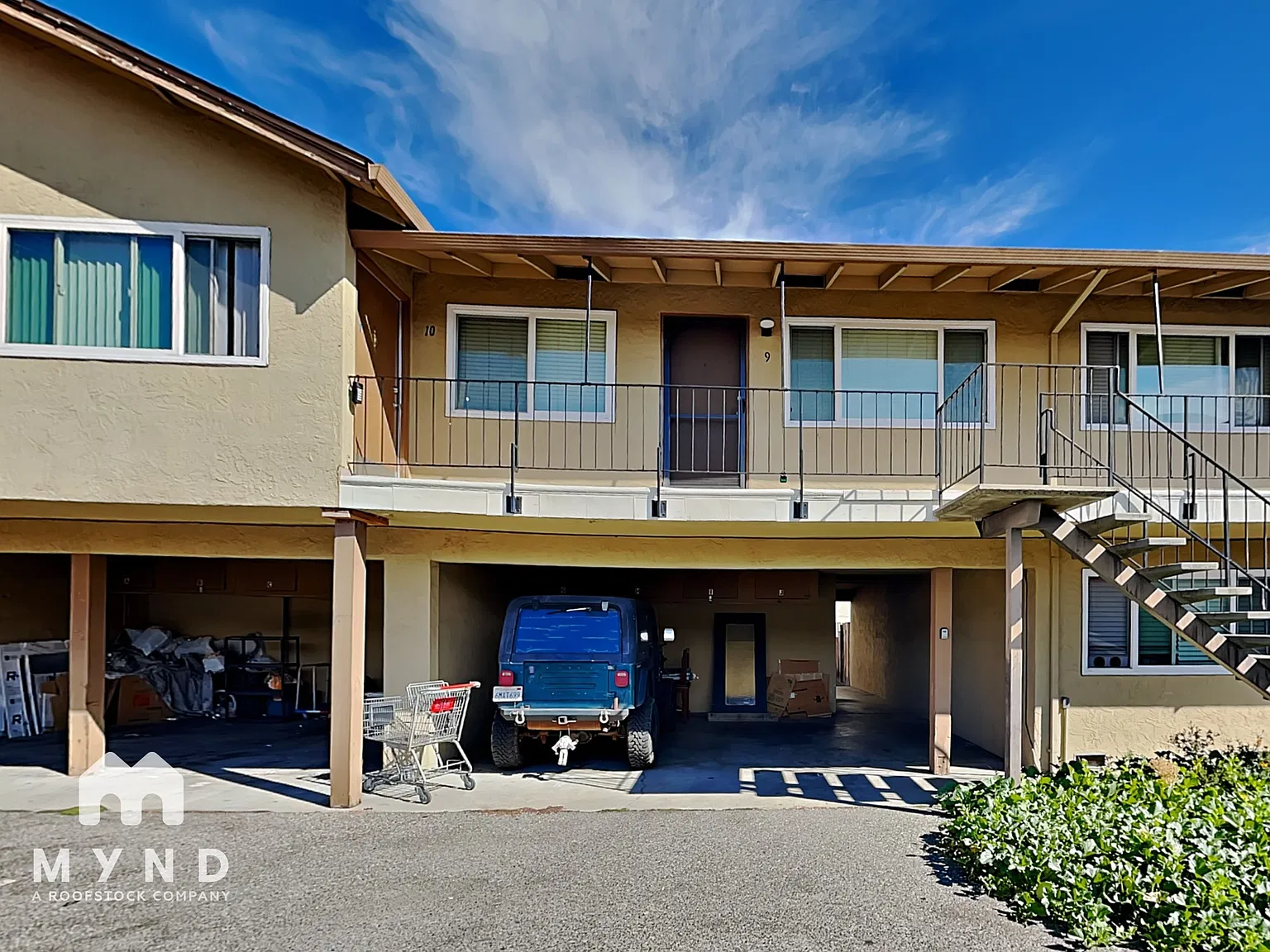 2 bed, 1.0 bath, 750 sqft, $2,469 — Photo 1