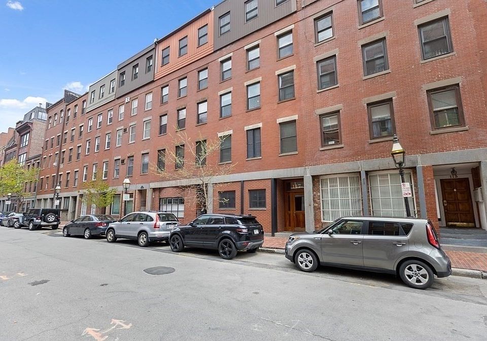 1st image of 117 Fulton St Unit 2