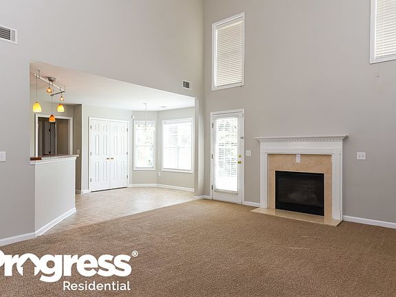 3rd image of 1541 Misty Valley Dr