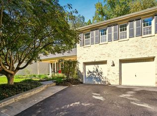 7030 Flax St, Springfield, VA 22152