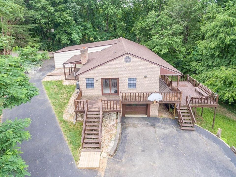1st image of 3026 Green Hill Dr