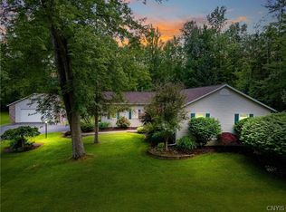 41 Oswego River Rd, Phoenix, NY 13135