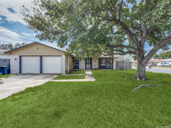 5902 Lake Pines, San Antonio, TX 78222