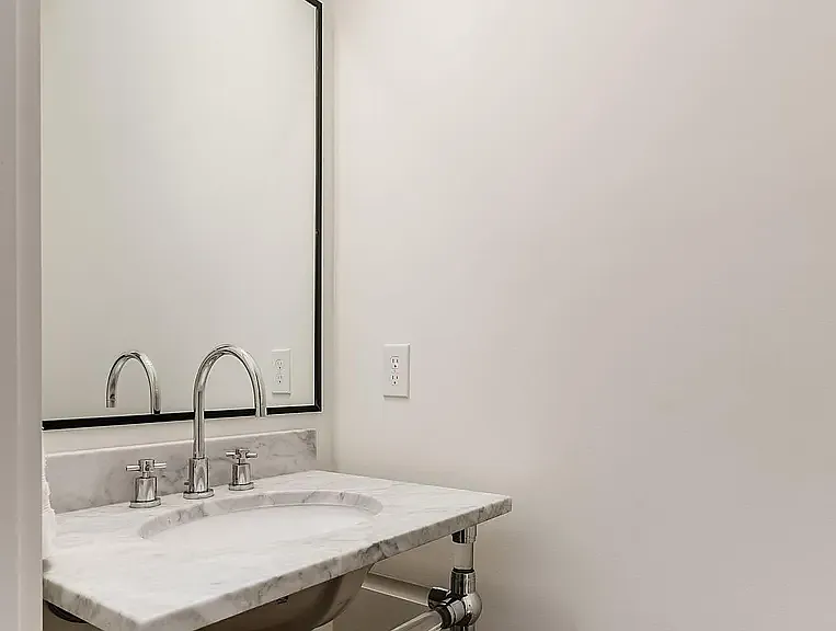 150 Detroit Ave — Photo 15